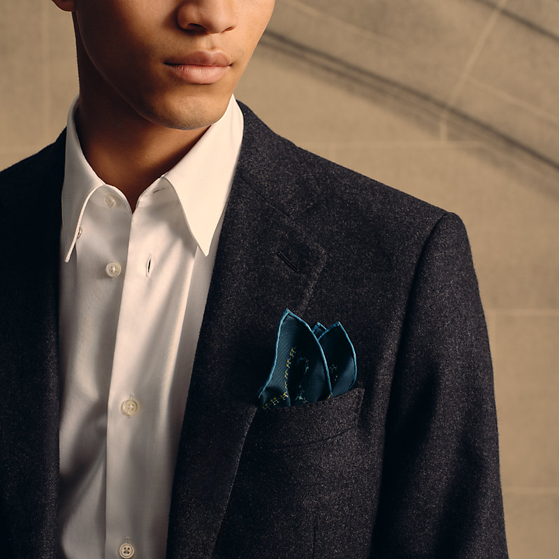 H en Mouvement pocket square 45 - Blue | Hermès Netherlands